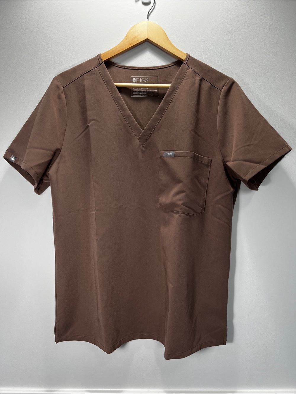 FIGS Smokey Taupe Women’s Catarina One-Pocket Scrub Top